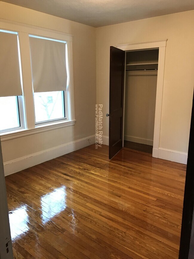 Foto del edificio - 157 Summer St