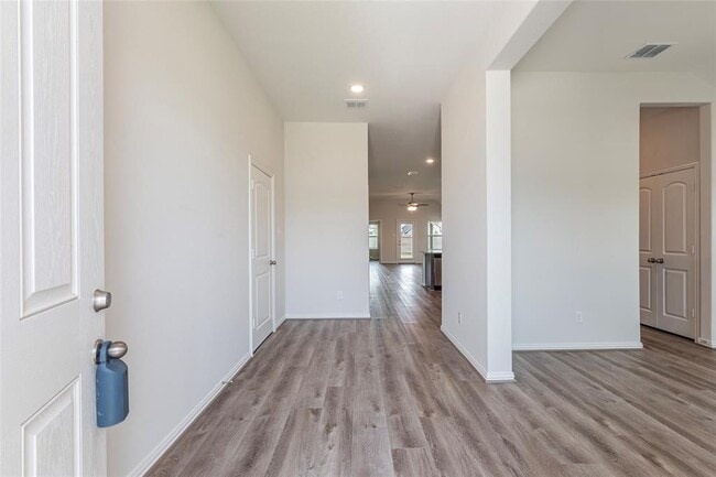Building Photo - 4929 Caspian Wave Dr