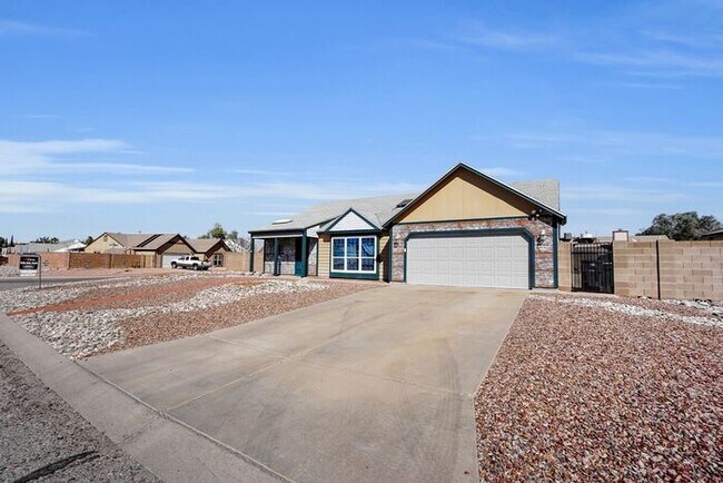 Foto del edificio - Tucson Desert Oasis: Your Dream 3-Bed Home...