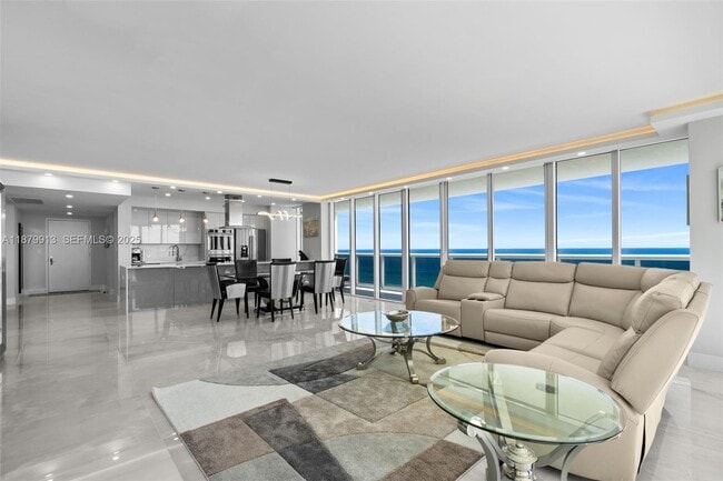 Building Photo - 1830 S Ocean Dr