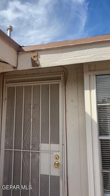 Foto del edificio - 11635 James Watt Dr