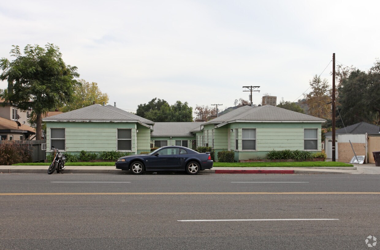 Building Photo - 330-334 Sonora Ave