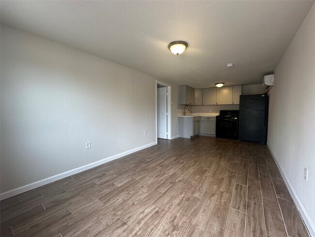 Foto del edificio - 605 E Hunnicutt St