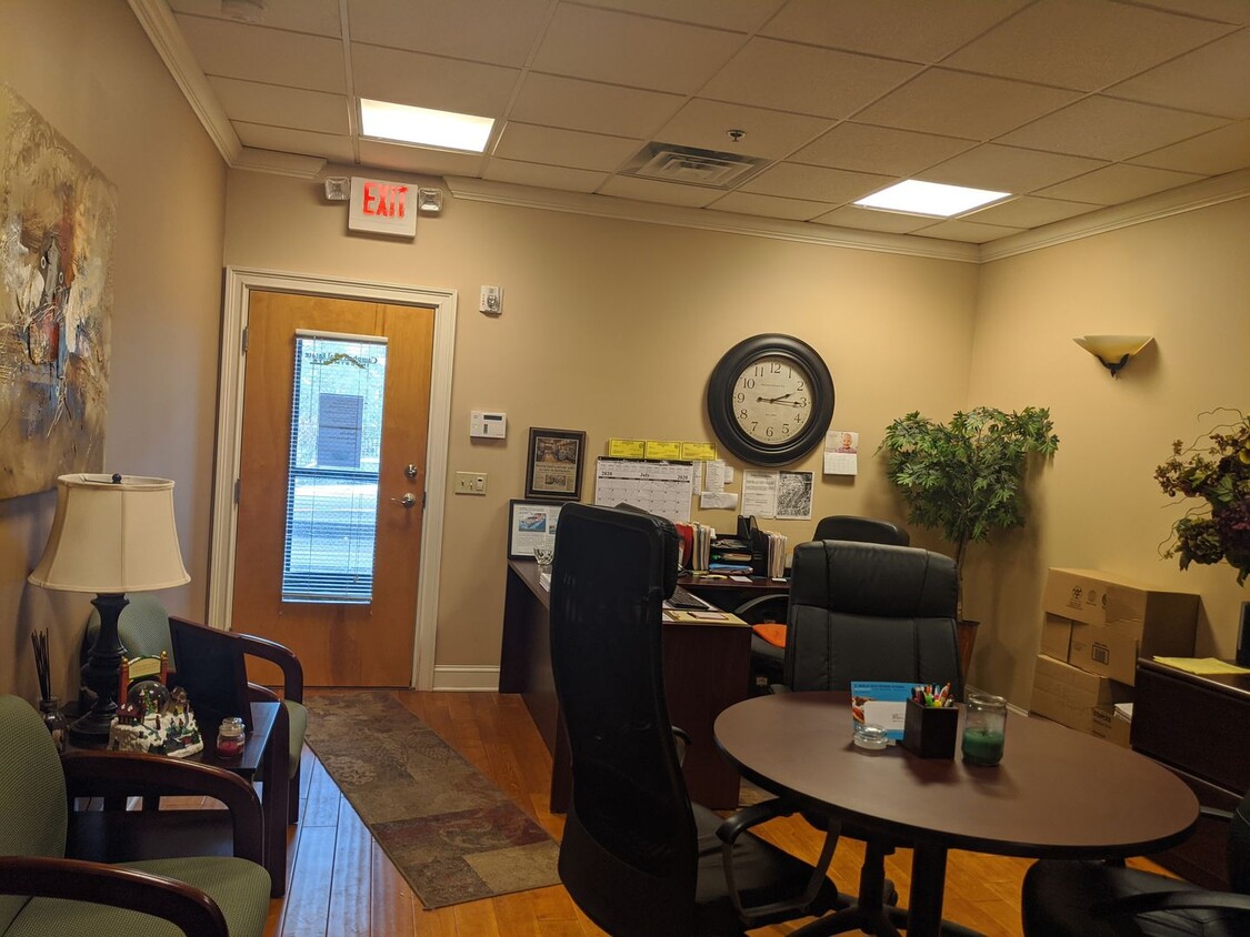 Foto del edificio - 128 W 4th St