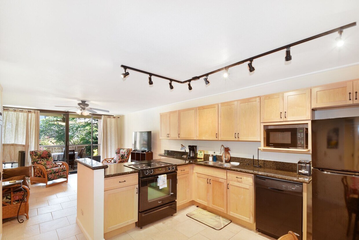Primary Photo - Charming 1BR/2BA Condo for Rent in Kona Pa...