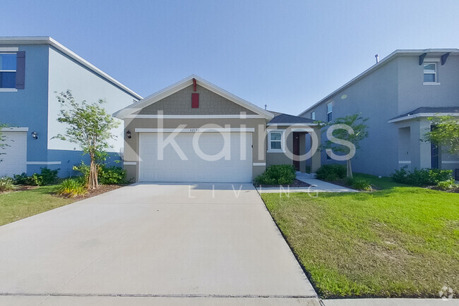 Building Photo - 32130 Katelin Cir
