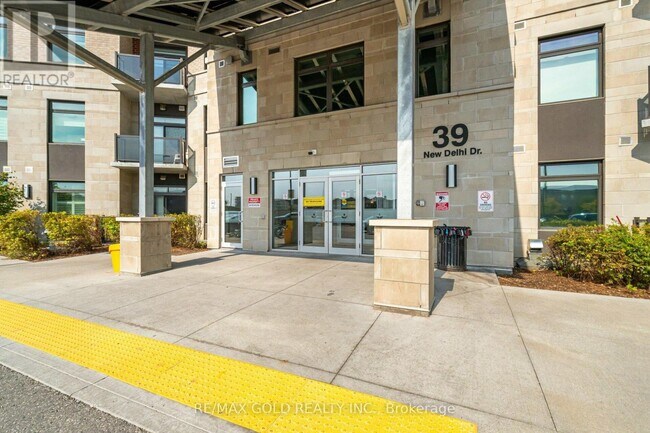 Photo du bâtiment - 39 New Delhi Dr