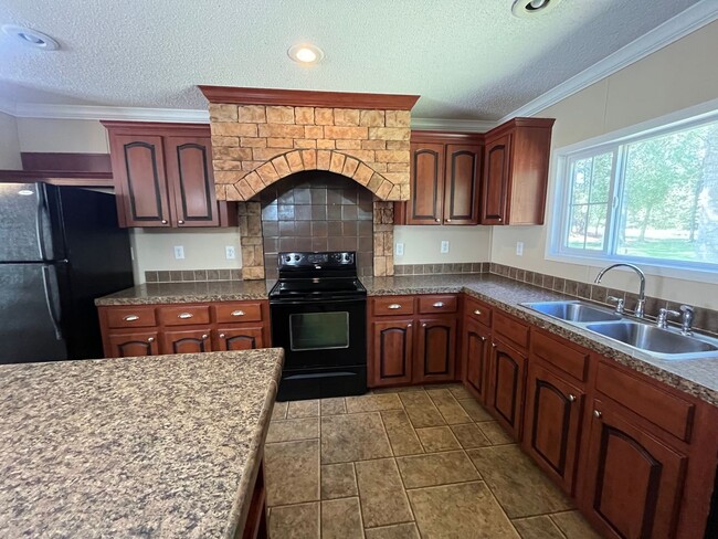 Foto del edificio - Country Living at it's finest! 4 Bedroom, ...