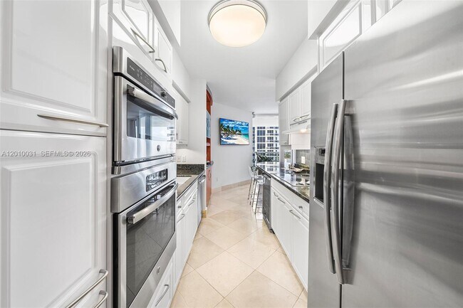 Building Photo - 4779 Collins Ave