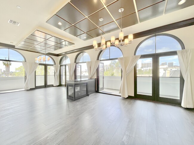 Foto del edificio - 1110 Glenville Dr