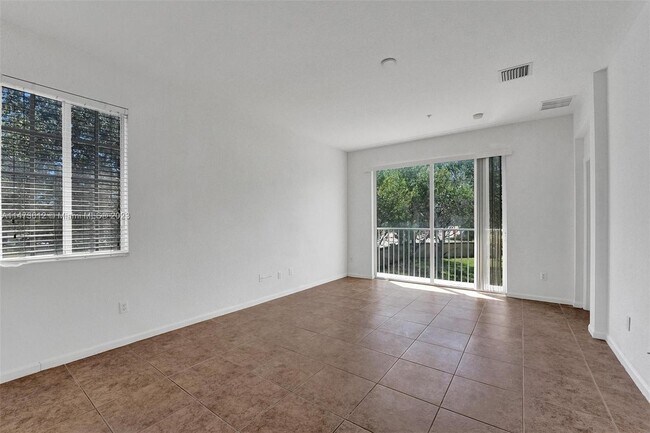 Foto del edificio - 1943 Freeport Dr