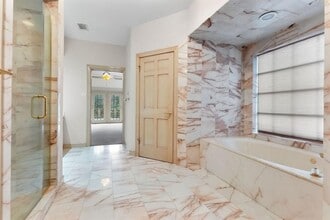 Building Photo - 6803 Walton Heath Dr