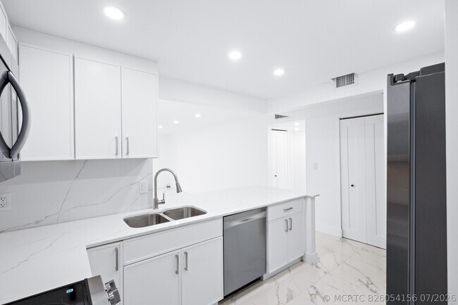 Foto del edificio - 501 E Dania Beach Blvd