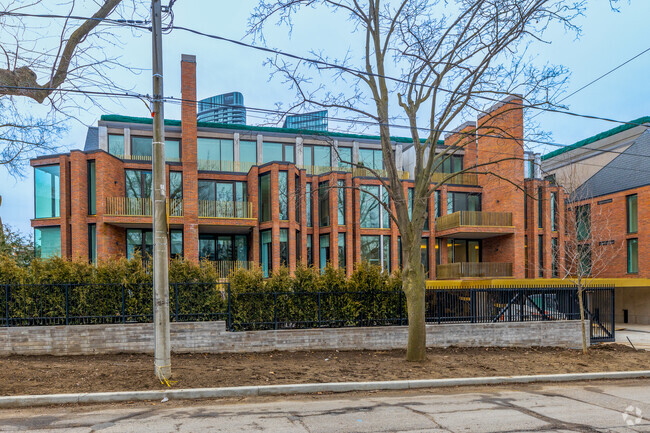 Building Photo - No.7 Rosedale