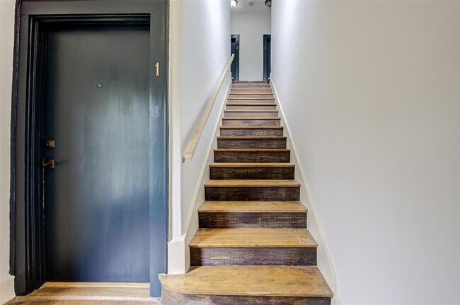 Foto del edificio - 1516 Bonnie Brae St