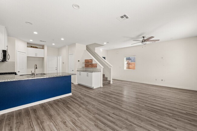 Foto del edificio - Beautiful Home in Hyde Park Community