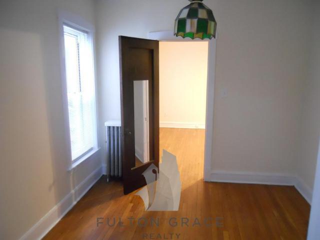 Building Photo - 1 bedroom in Chicago IL 60640