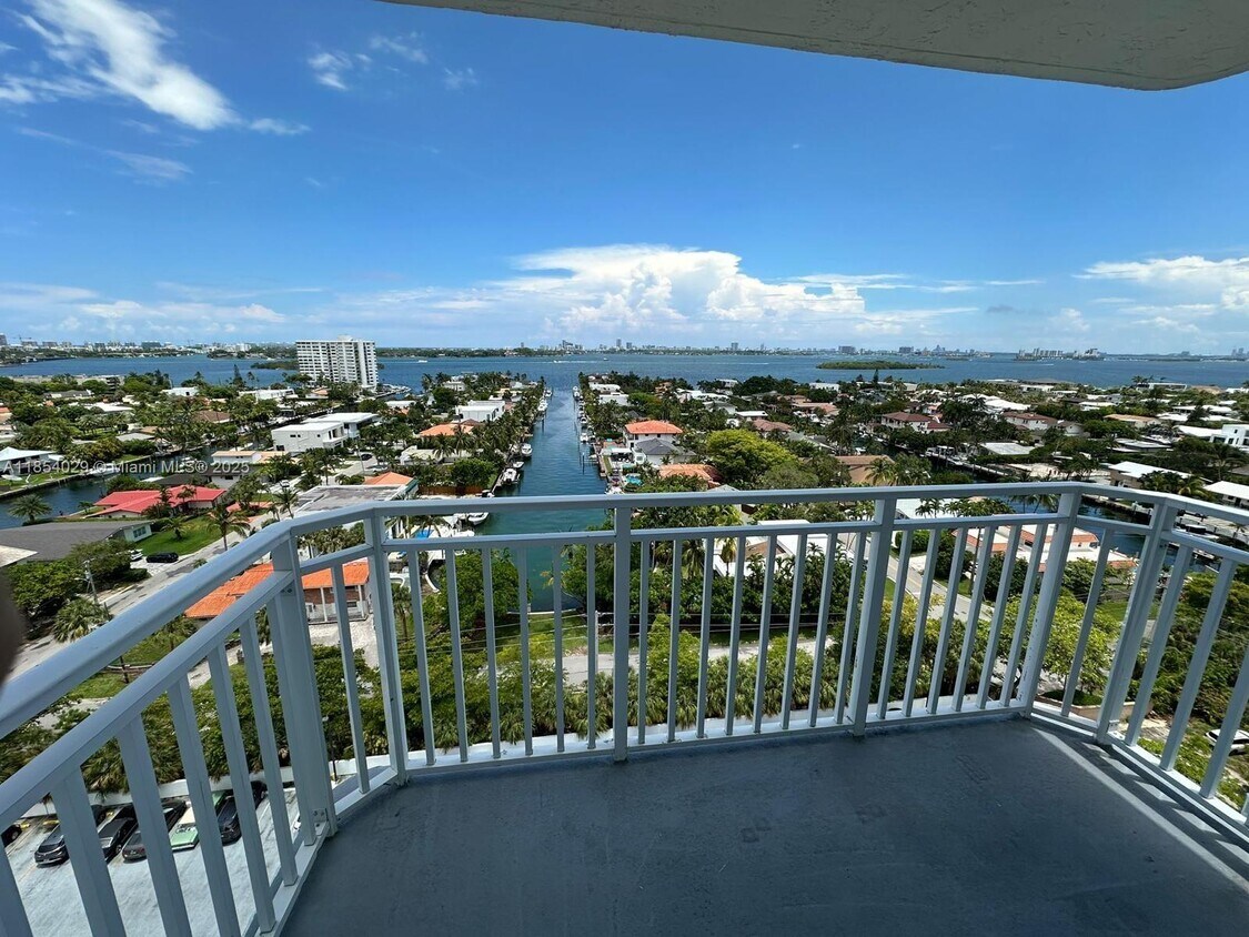 Foto principal - 2100 Sans Souci Blvd