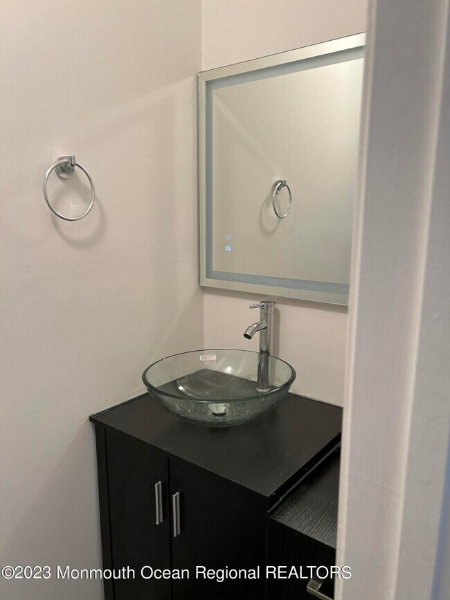 34 Whistler Dr Unit 2, Freehold, NJ 07728 Condo for Rent in Freehold