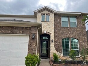 Building Photo - 5631 Jay Thrush Dr