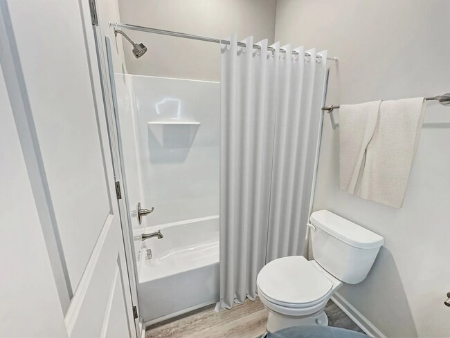 Interior Photo - The Platform at Osigian Way