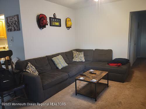 Building Photo - 324 Shore Dr