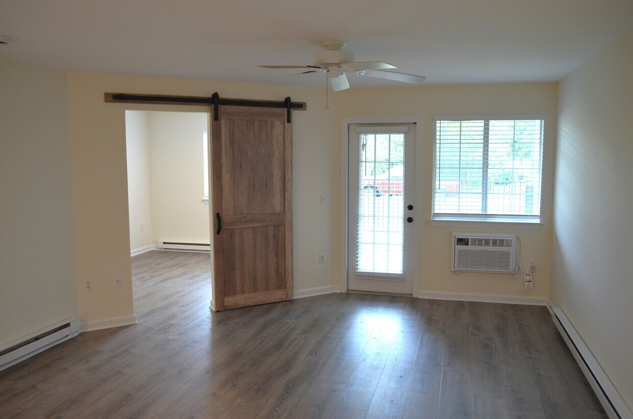 Foto principal - 50 Myano Ln