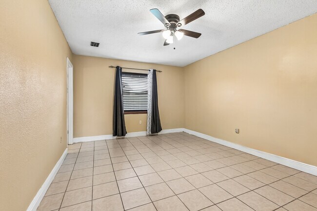 Foto del edificio - 1501 Somerset Pl
