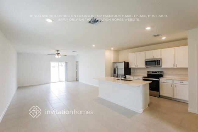Building Photo - 714 Carlyle Way