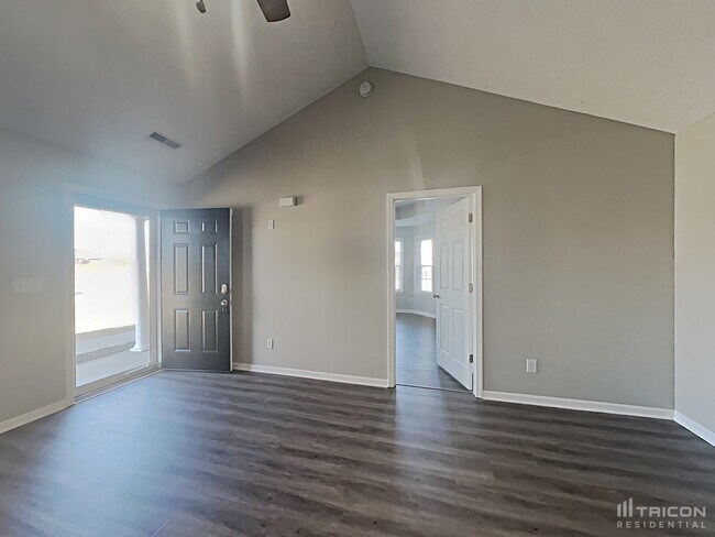 Foto del edificio - 901 Laramie Ct