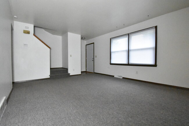 Building Photo - 9025 Florence Drive