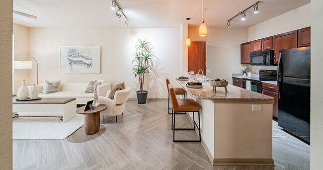 Foto del edificio - The Residences at Pearland Town Center Apa...