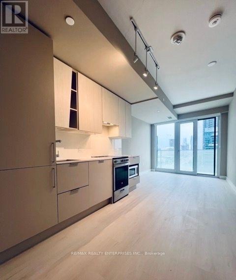 Photo du bâtiment - 3900 Confederation Pkwy