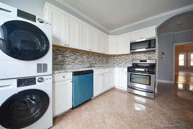 Foto del edificio - 133 W 28th St