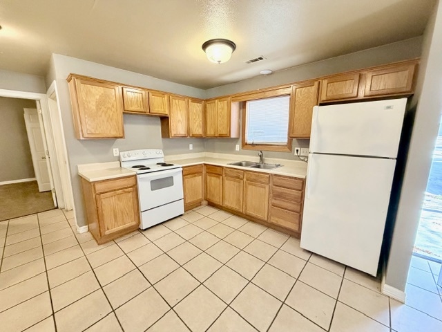 Foto del edificio - 364 E 7th St