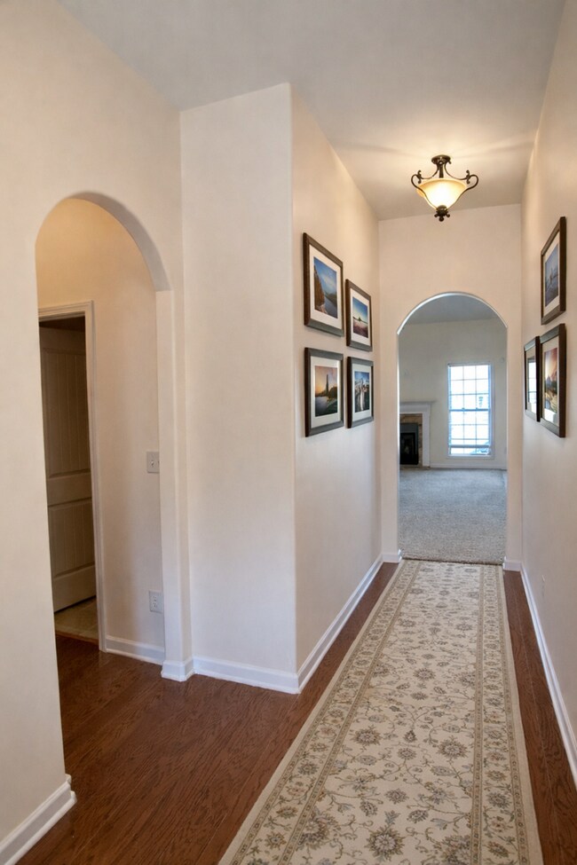 Foto del edificio - 3 bedroom 2 bath Gem in Hidden Springs Subdivision