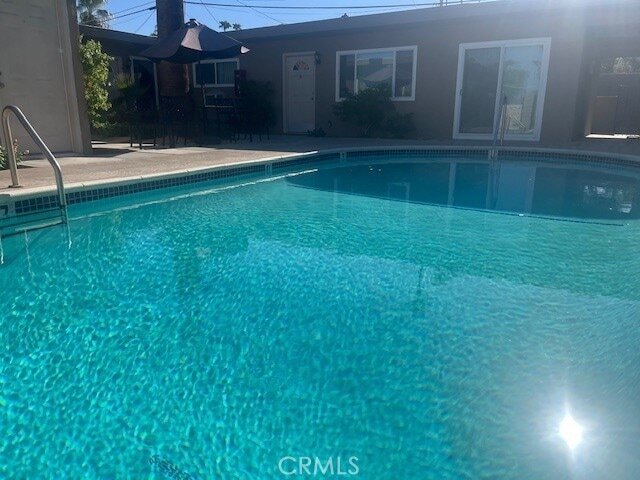 Foto del edificio - 45421 Sunset Ln