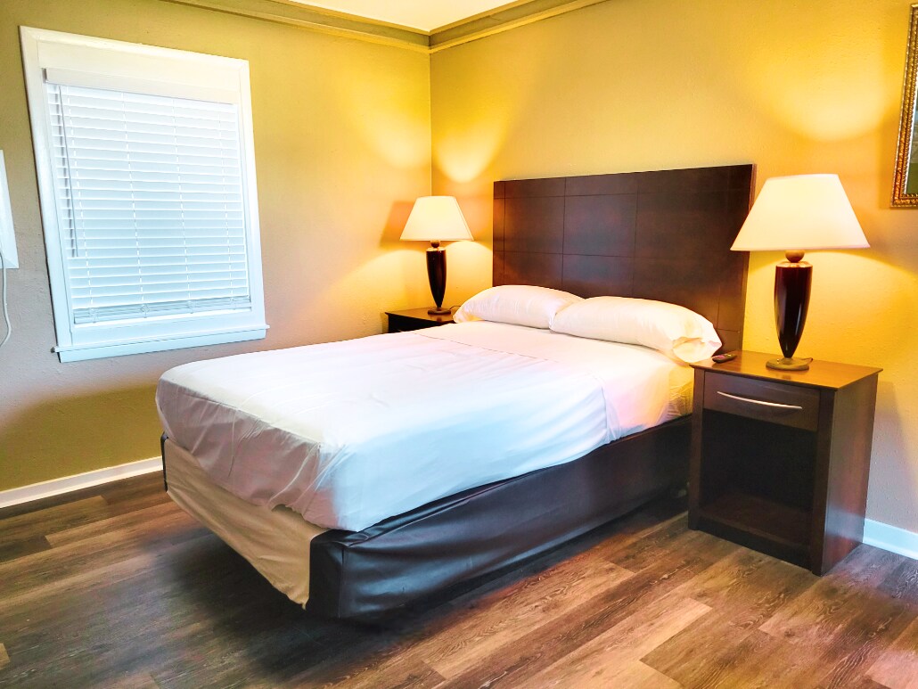 700 US69 Unit 24, Albert Lea, MN 56007 Room for Rent in Albert Lea