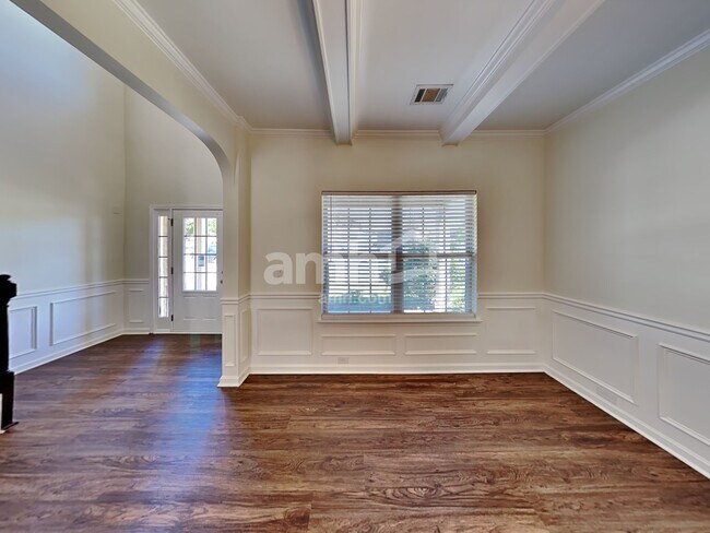 Foto del edificio - 729 Rolling Downs Dr SW