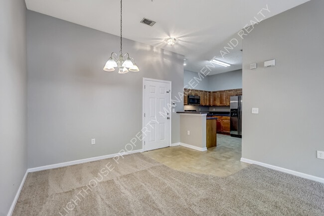 Building Photo - 6788 Manotak Oaks Dr