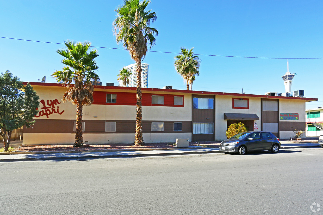 Primary Photo - Lyn Capri Apartments