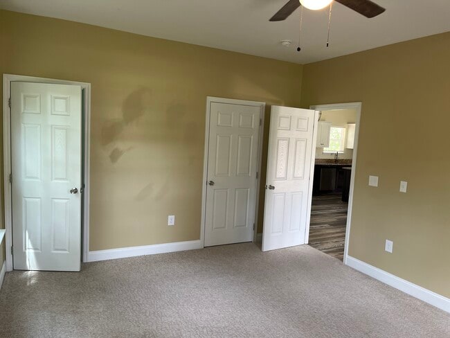 Building Photo - 5712 Grubb Rd