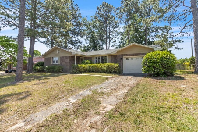 Foto del edificio - Updated 3 Bedroom, 2 Bath Home – Minutes from Fort Bragg!