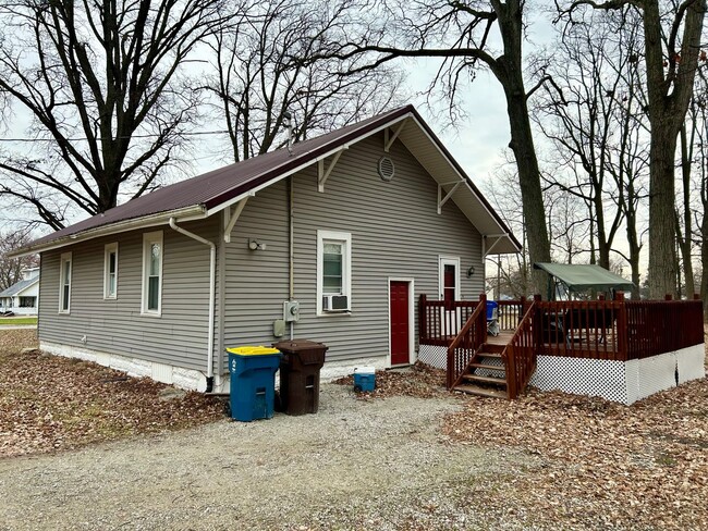 Building Photo - Check Out This 2-Bed/1-Bath House in Bluff...