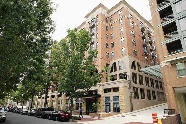 Building Photo - 1111 25th St NW