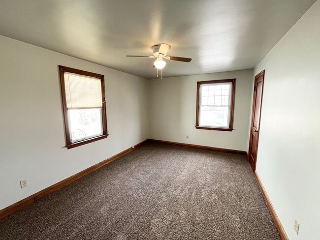 Building Photo - Charming 2 bedroom in Dunbar