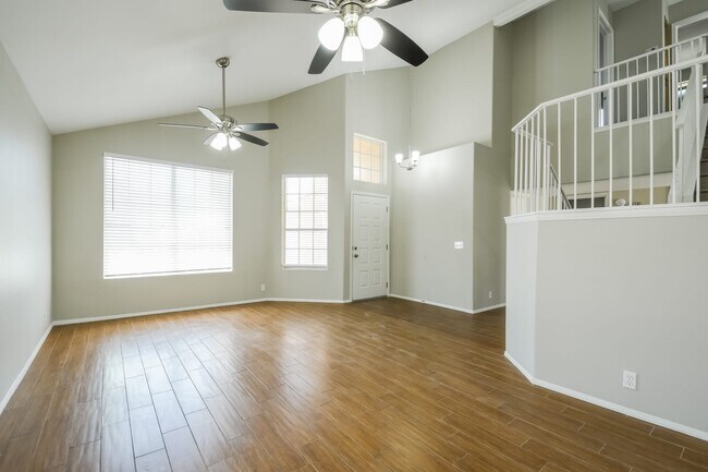 Foto del edificio - 4126 W Misty Willow Ln