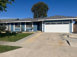 Building Photo - 5901 Brannen Dr