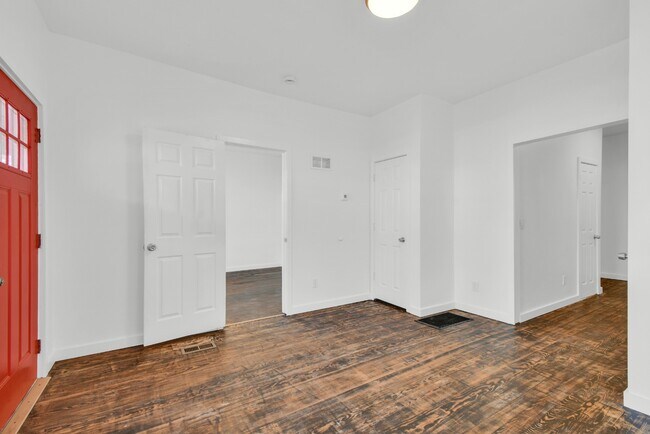 Building Photo - 109 N Denver Ave