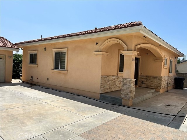 Building Photo - 5404 N Delta St